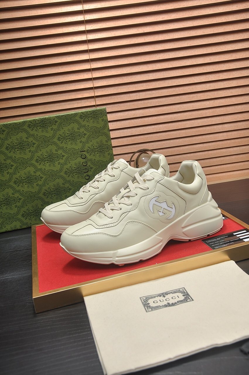 Gucci Off-White Chunky Sneakers